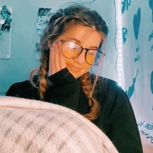 Meet your Posher, Jillian